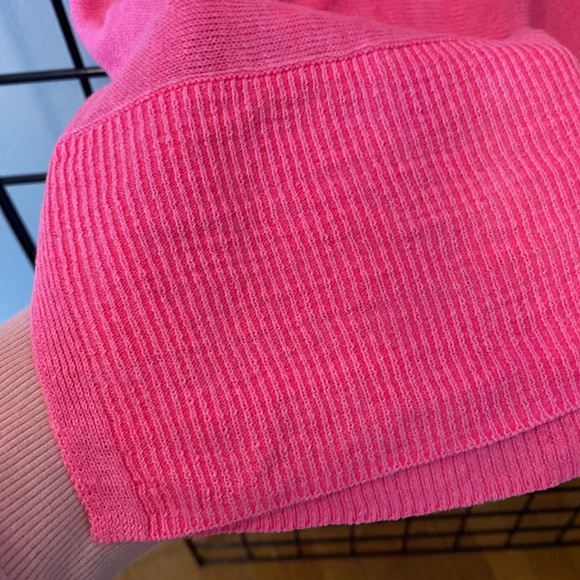 Lilly Pulitzer 100% Linen V-Neck Tunic Top Barbiecore Pink Ribbed Cuffs & Waist - Picture 5 of 9